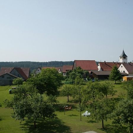 Landgasthof Loewen Neubulach Extérieur photo