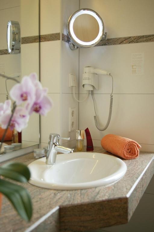 Landgasthof Loewen Neubulach Chambre photo