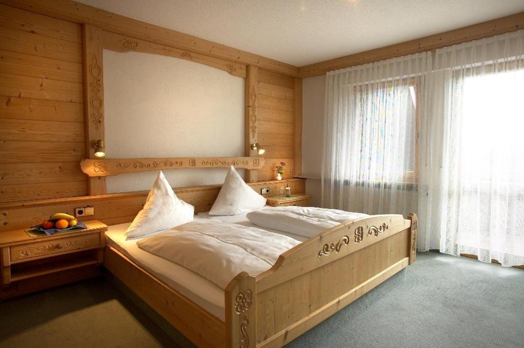 Landgasthof Loewen Neubulach Chambre photo